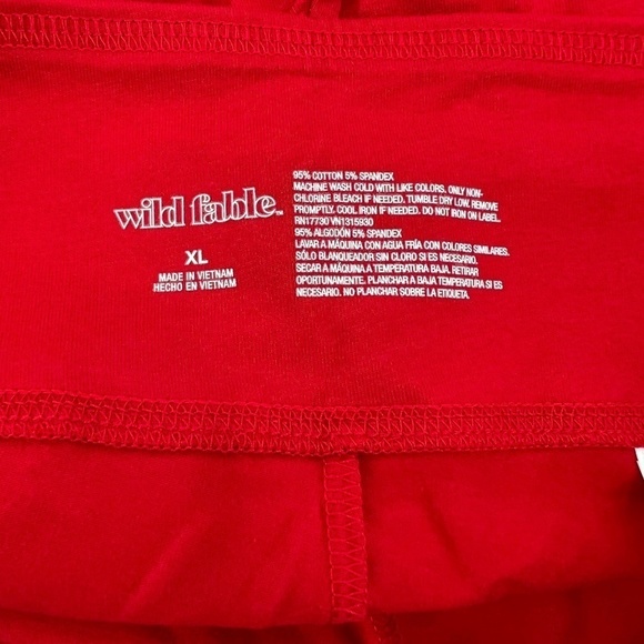 NWT Wild Fable Women's Red Leggings Size XL - Picture 2 of 7
